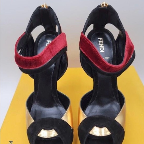 Beautiful high Heels very unique style Fendi - Picture 3 of 6